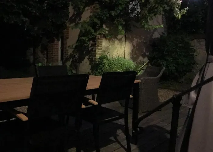 Maison Chaleureuse Avec Grand Jardin A 2h De Paris * Bessé-sur-Braye