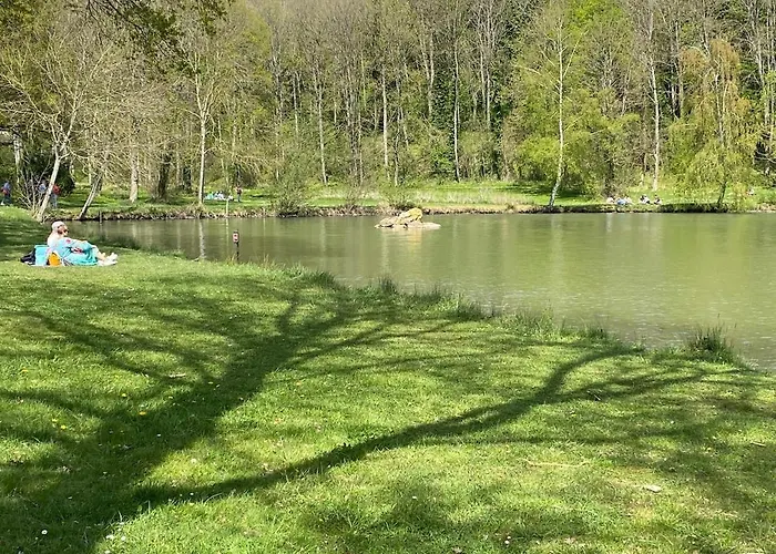 Villa Maison Chaleureuse Avec Grand Jardin A 2h De Paris Bessé-sur-Braye
