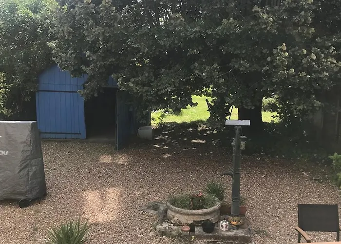 Maison Chaleureuse Avec Grand Jardin A 2h De Paris Bessé-sur-Braye