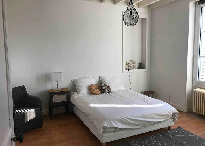 Maison Chaleureuse Avec Grand Jardin A 2h De Paris * Bessé-sur-Braye