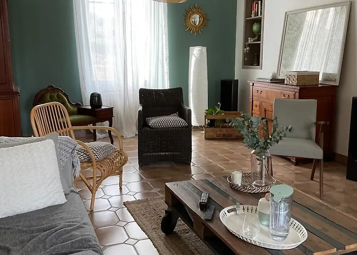 Maison Chaleureuse Avec Grand Jardin A 2h De Paris Villa *