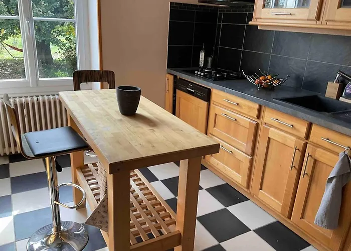 Maison Chaleureuse Avec Grand Jardin A 2h De Paris *